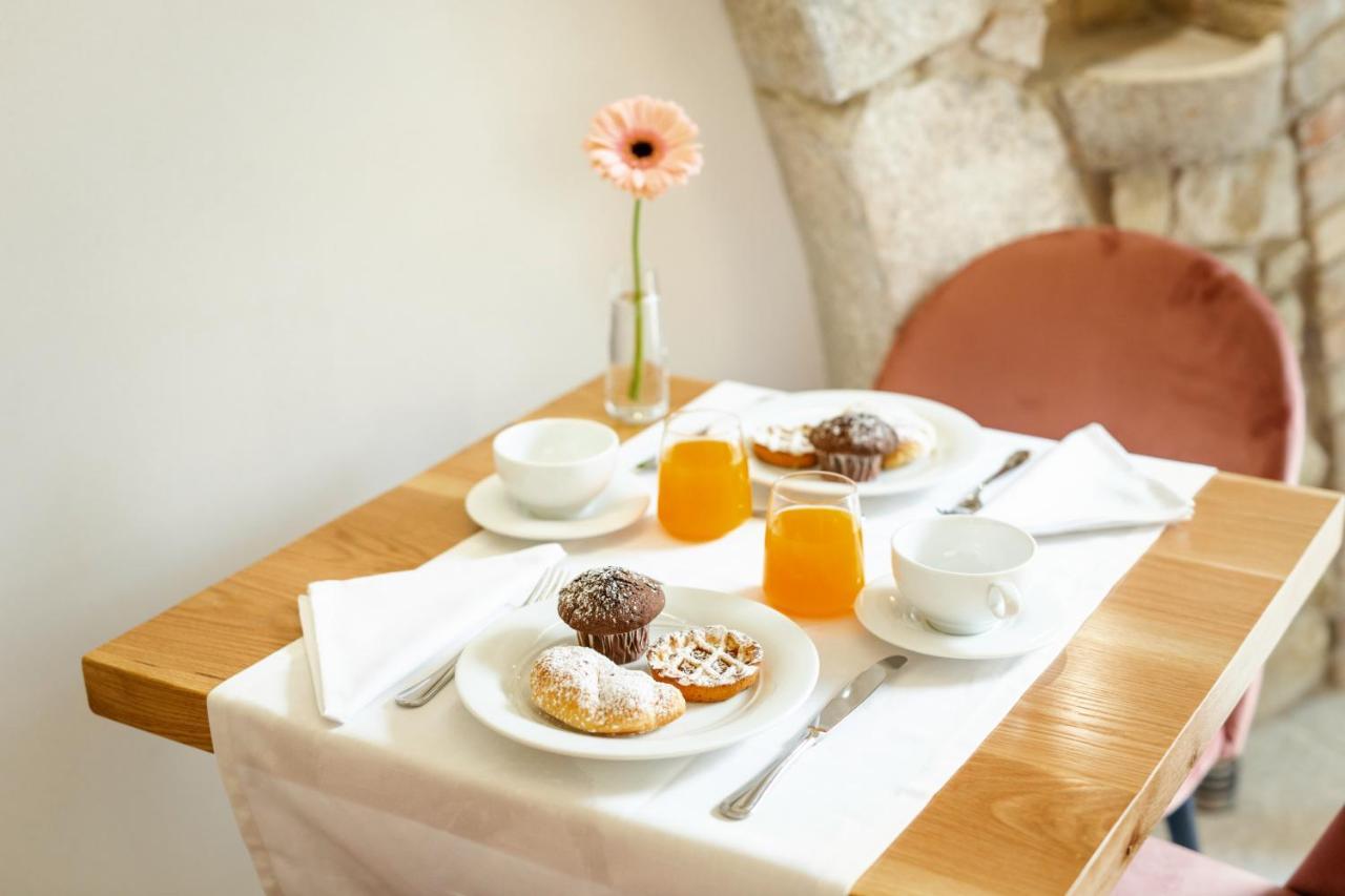 카스텔디상로 Garni Il Concale B&B 외부 사진